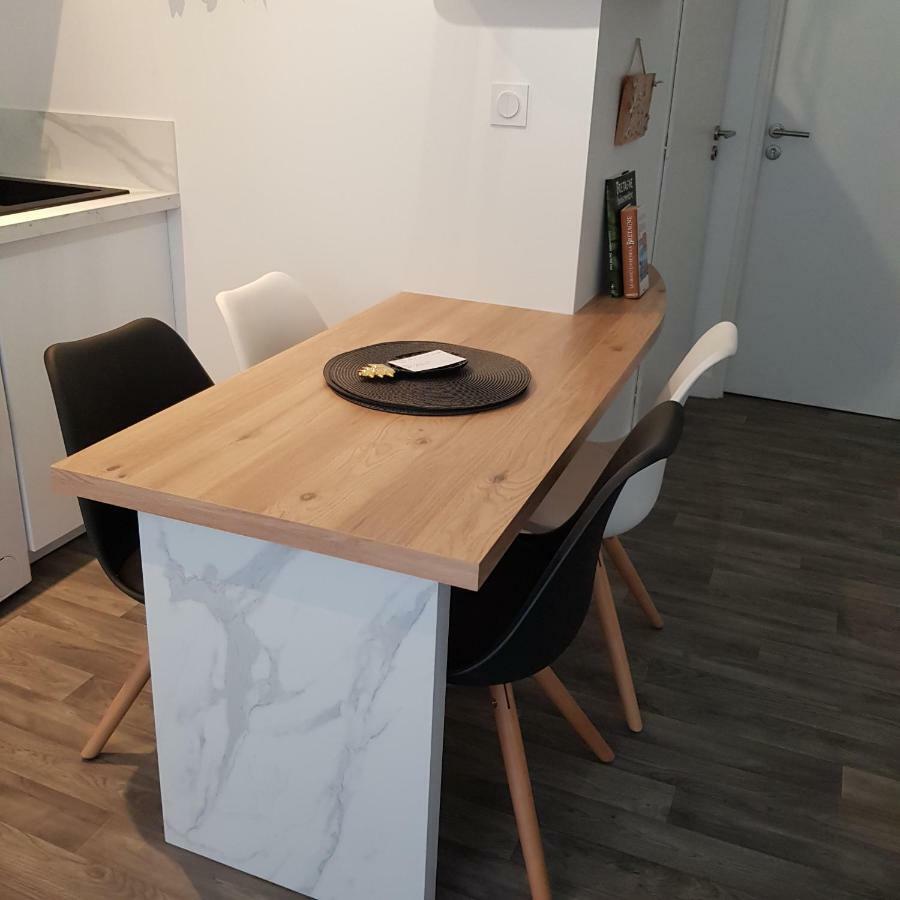 Apparts Centre Ville Lorient-Calme&Cosy Экстерьер фото